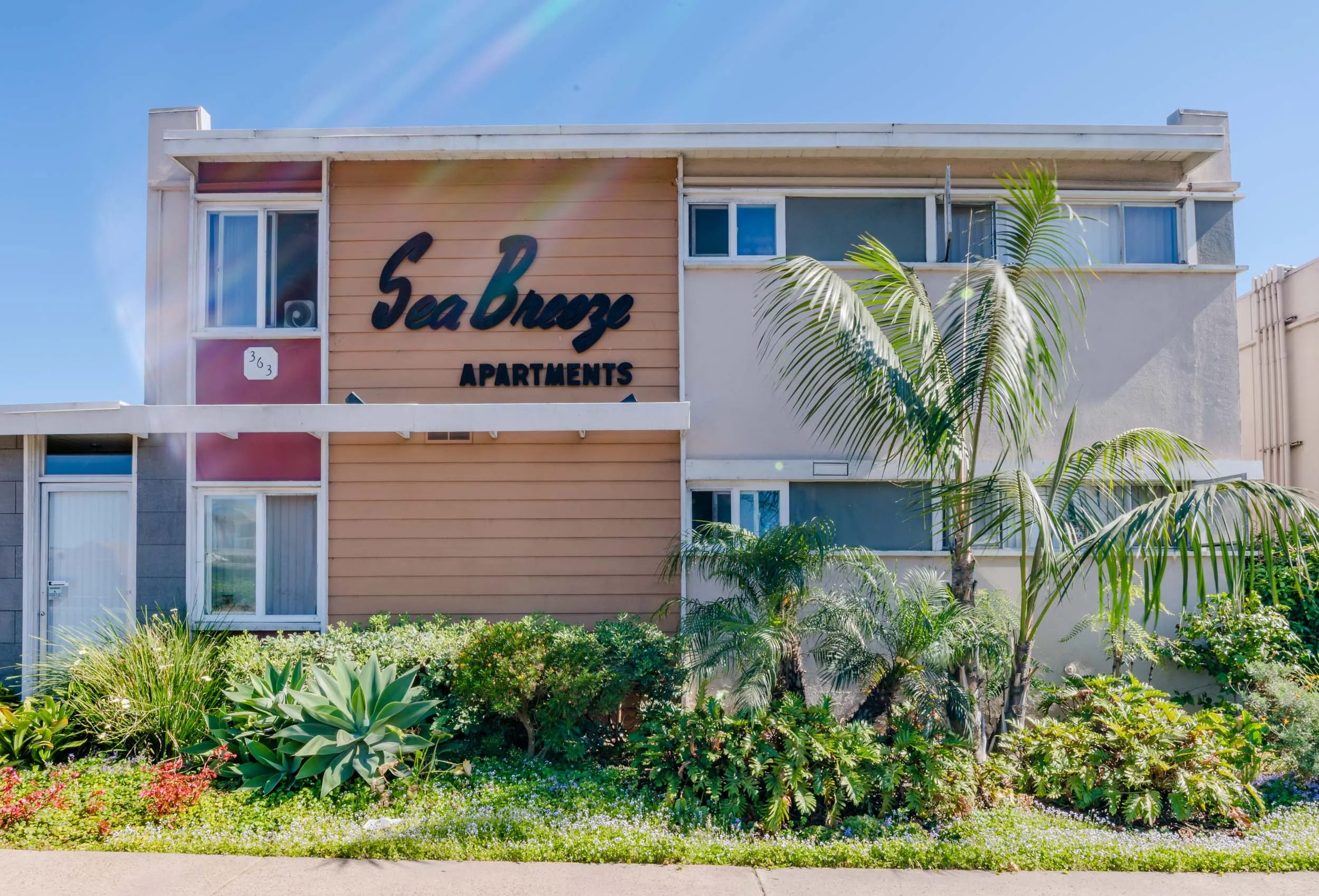 Sea Breeze Garden Apartments