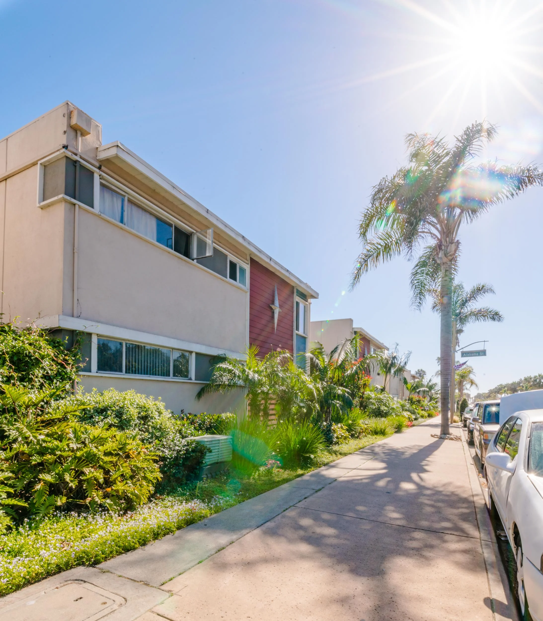 Sea Breeze Garden Apartments — Photo 4