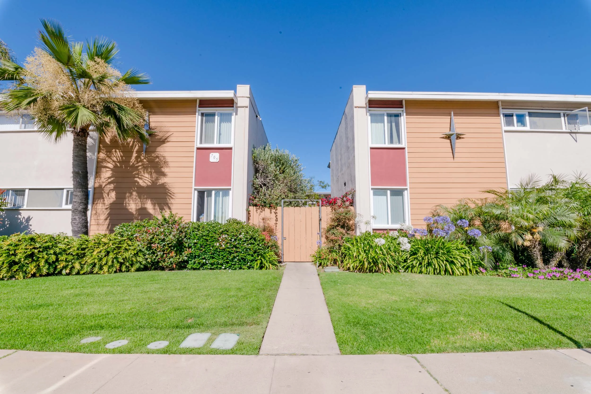 Sea Breeze Garden Apartments — Photo 6